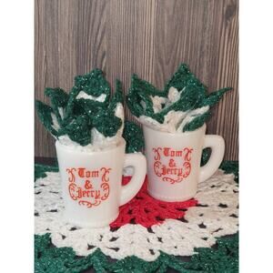 Tom & Jerry McKee Eggnog Milk Glass And 3 Vintage Christmas Poinsettia Doilies
